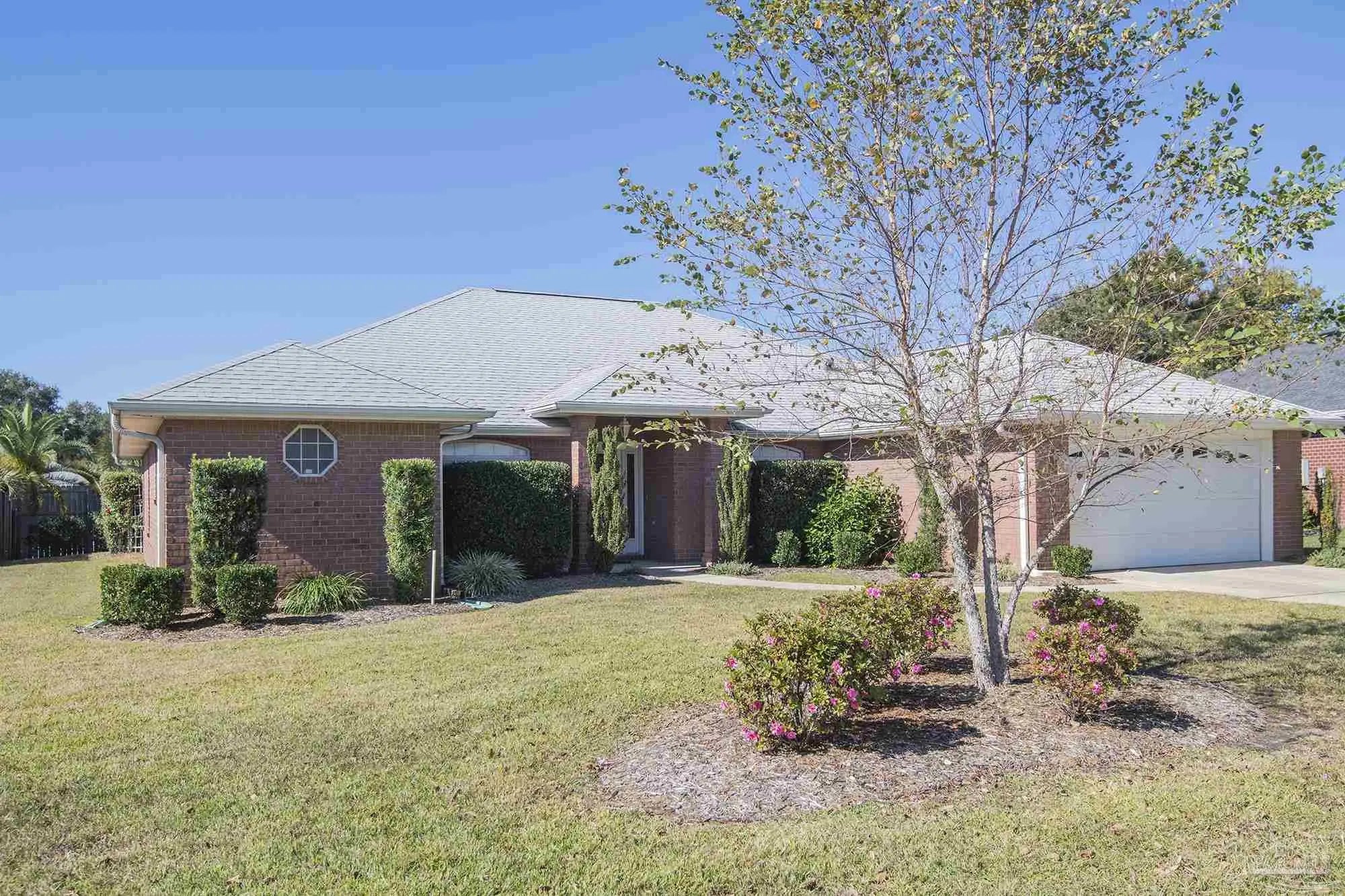 Photo of Listing #674420