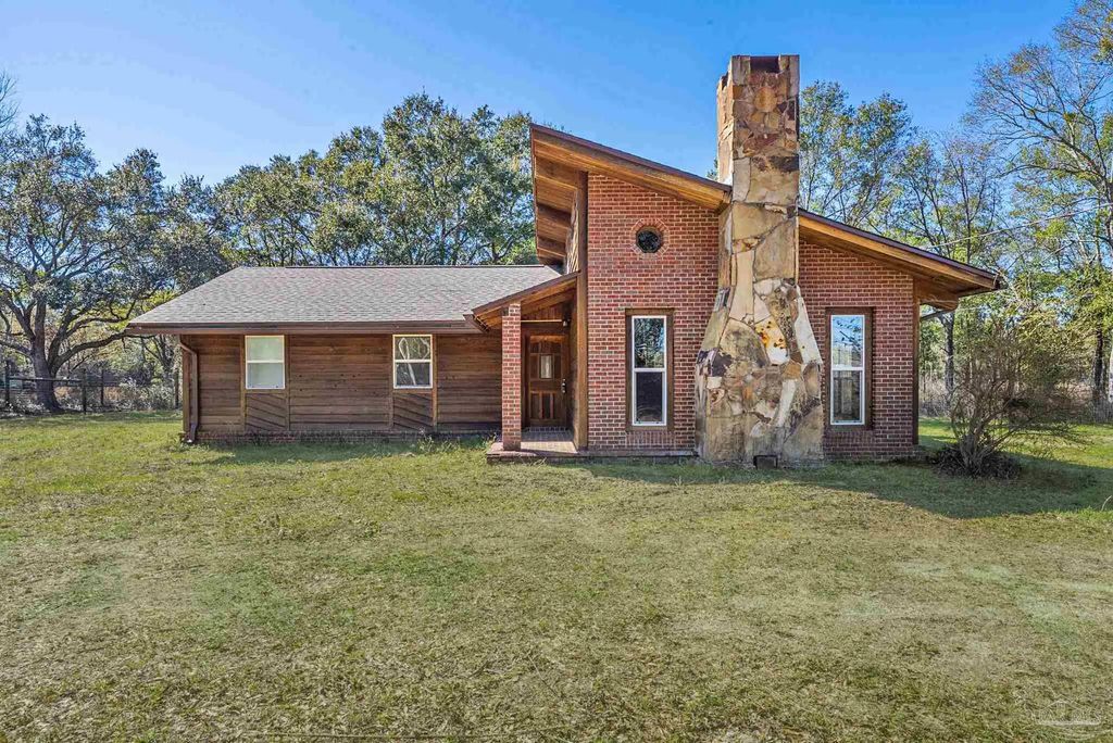 5199 Pine Berry Rd, Milton