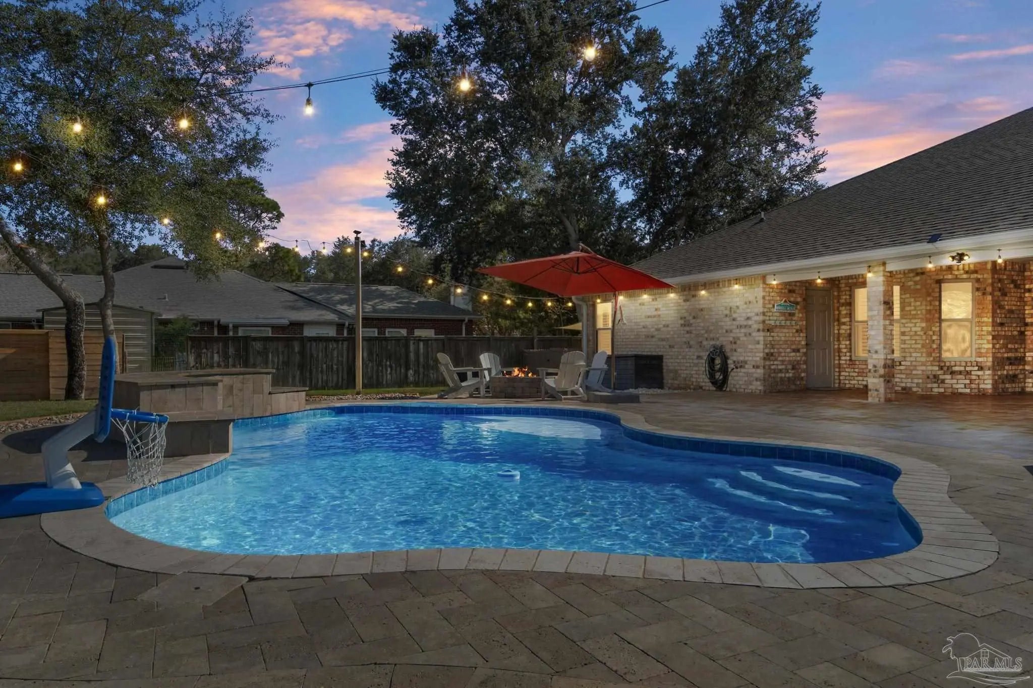 Photo of Listing #675008