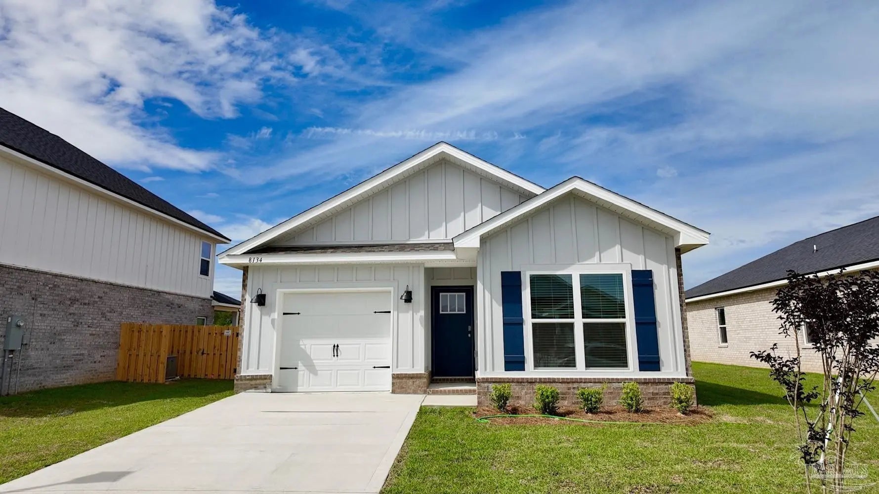 Photo of Listing #675086