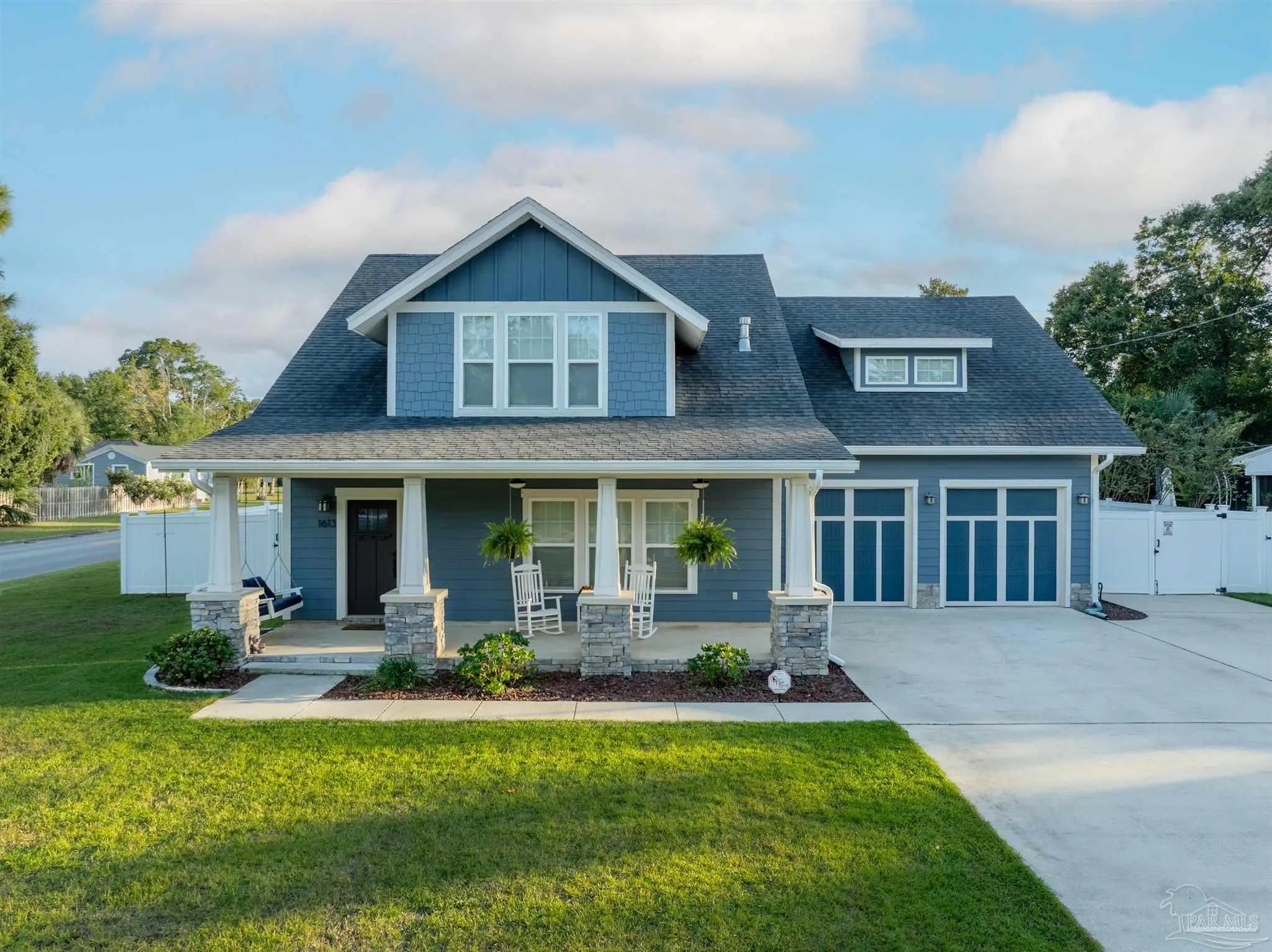 Photo of Listing #673110