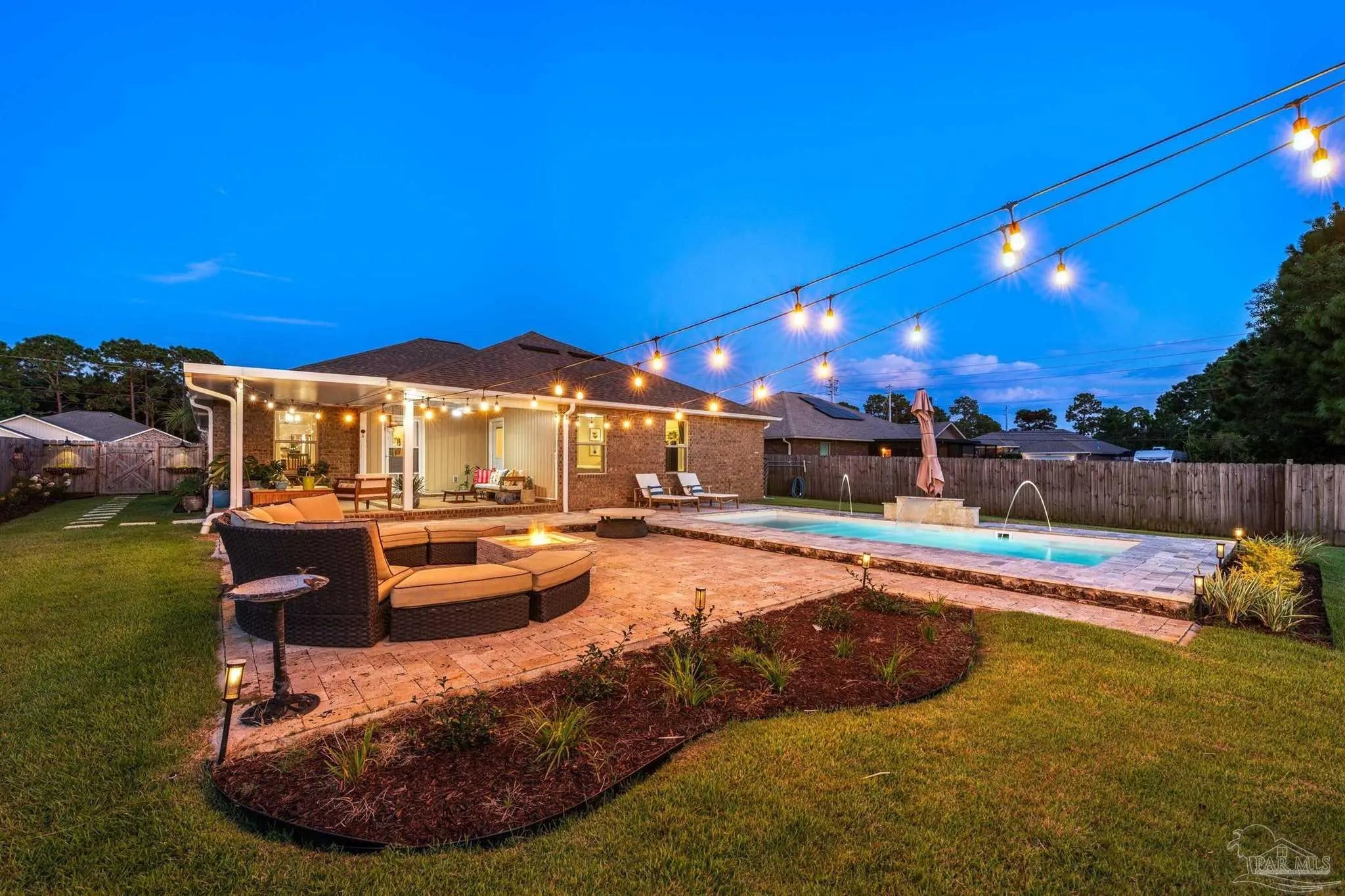 Photo of Listing #672164