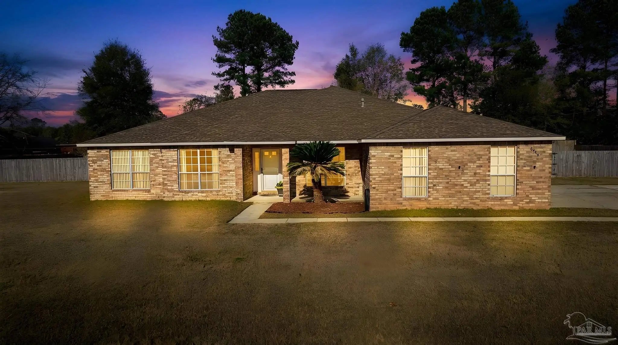 Photo of Listing #675737