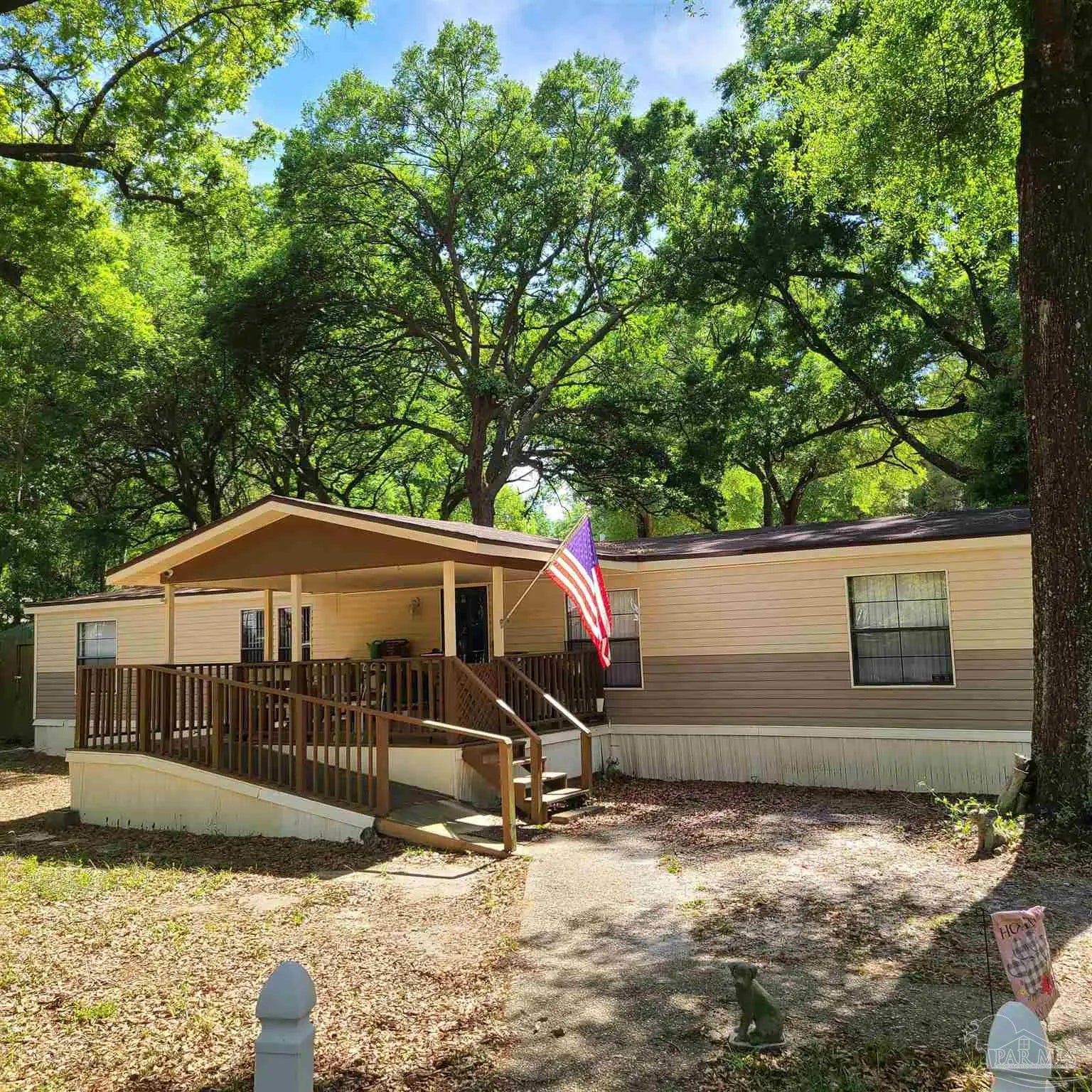 Photo of Listing #680564