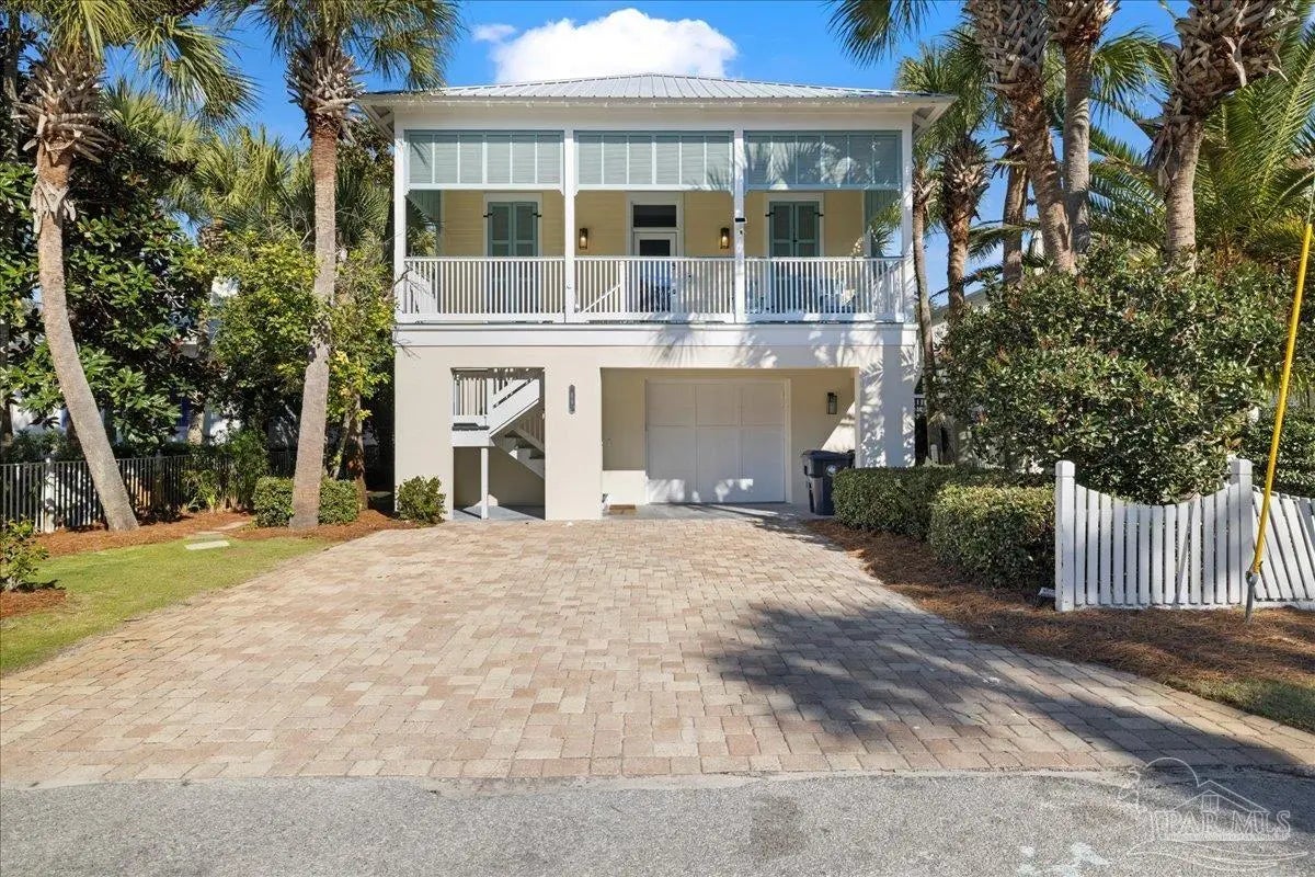 Photo of Listing #675636