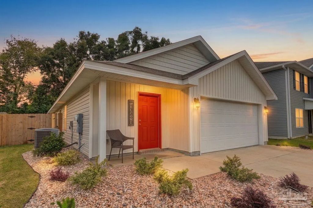 1854 Mary Jo Way, Pensacola