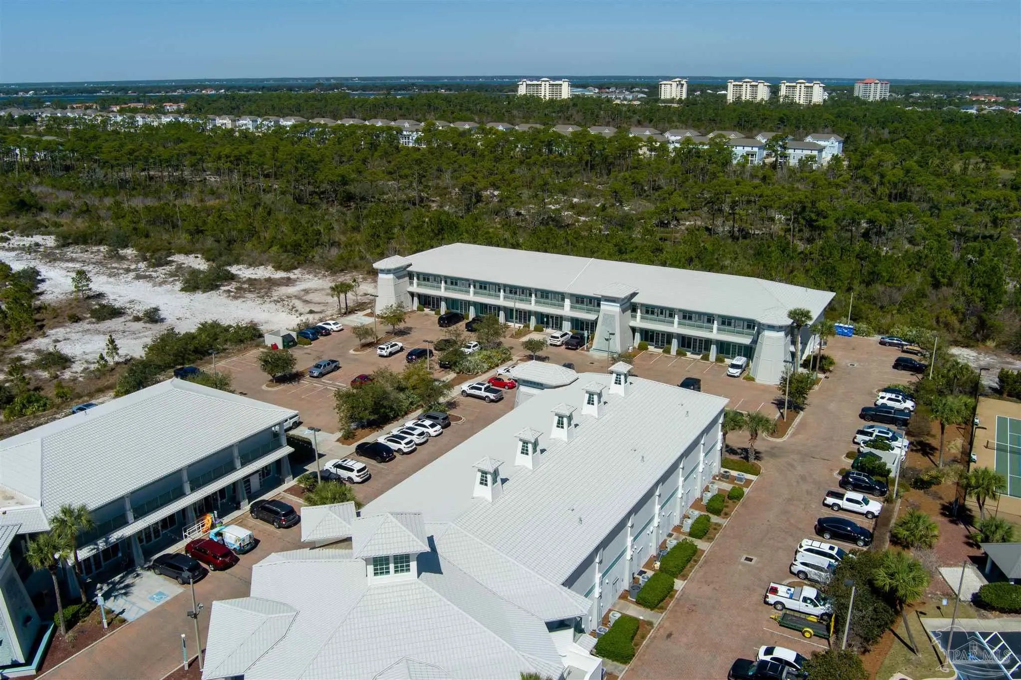 Photo of Listing #660520