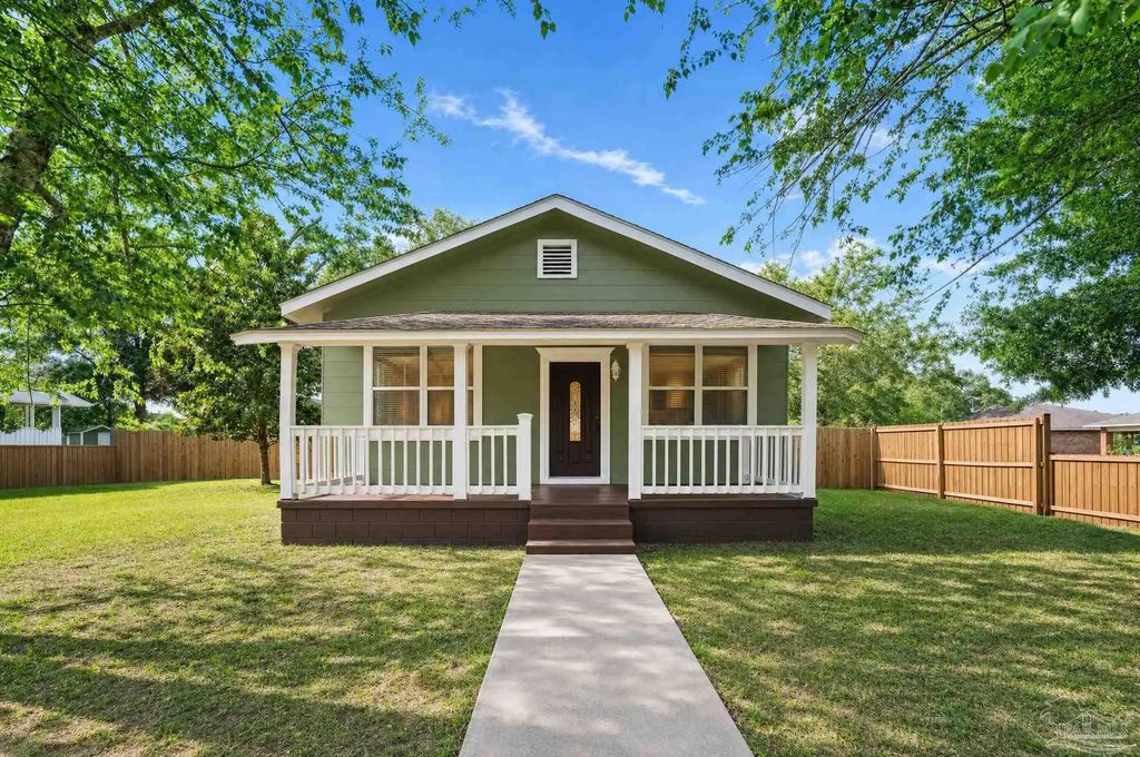 1101 E Baars St, Pensacola