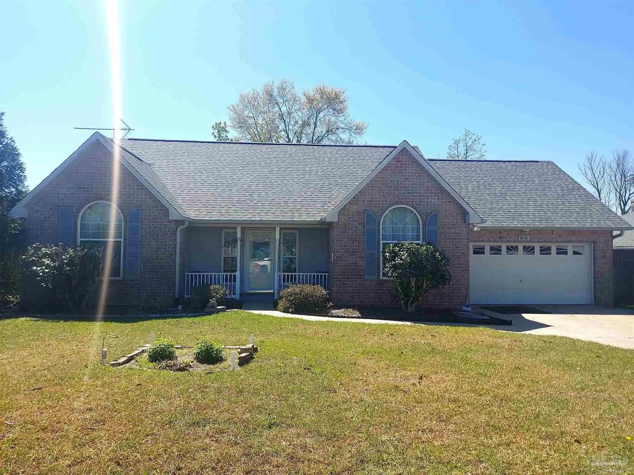 Photo of Listing #673892