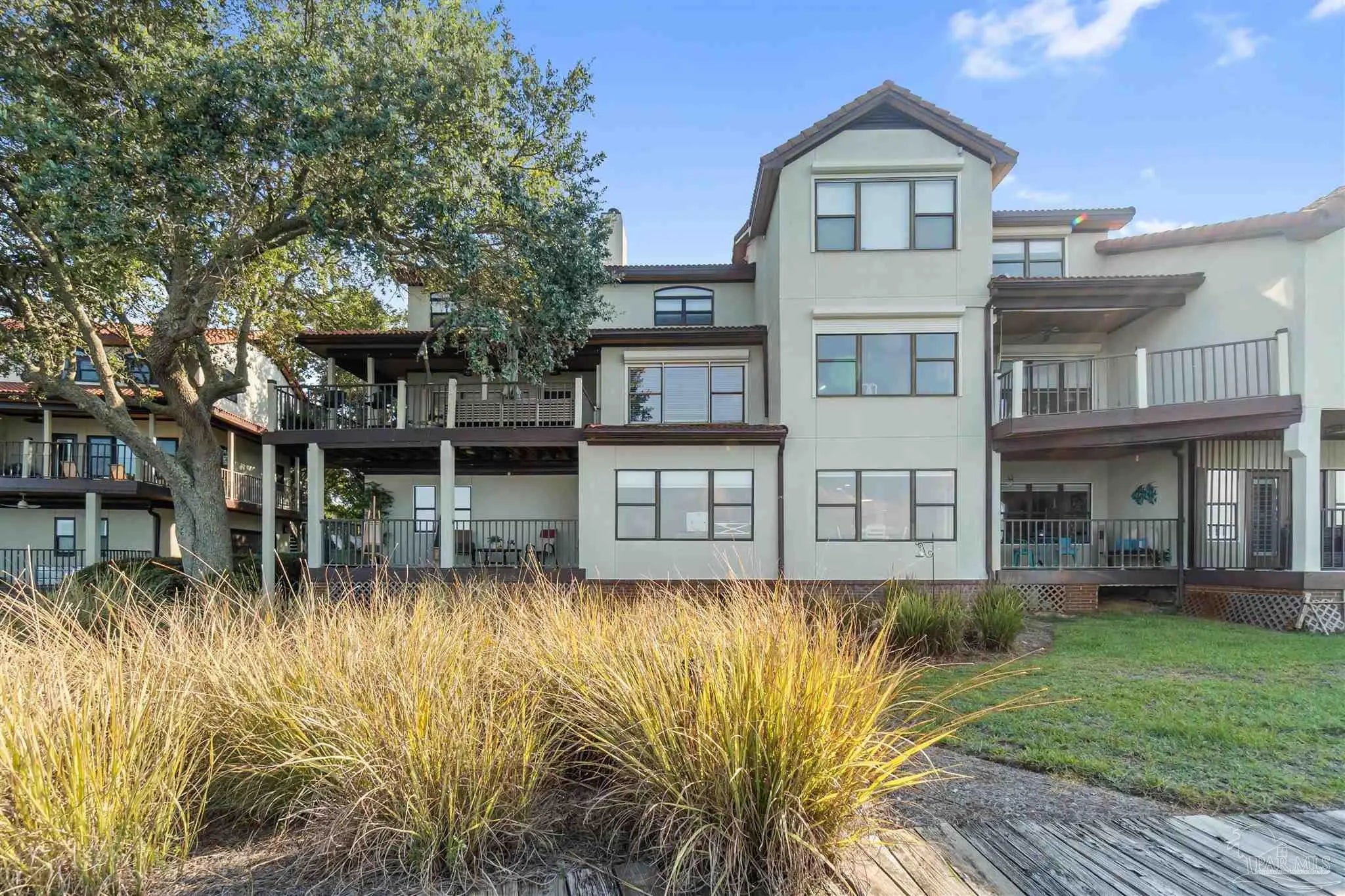 Photo of Listing #669689