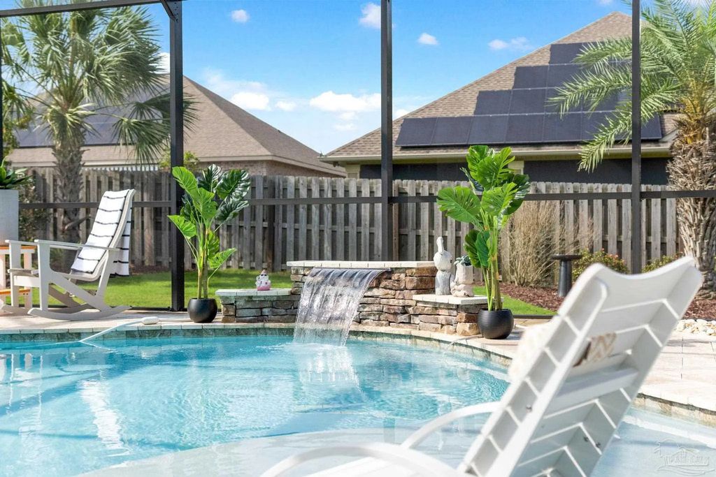 6064 Huntington Creek Cir, Pensacola