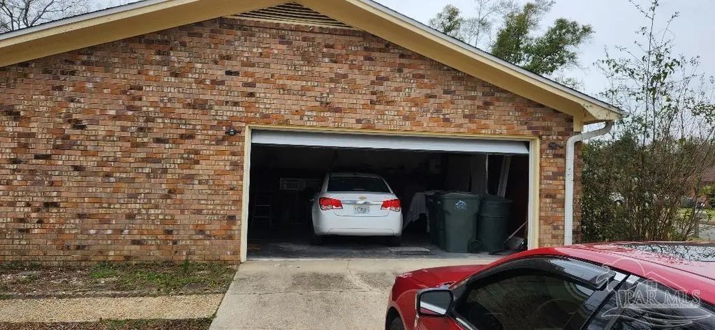 6406 Antietam Dr, Pensacola