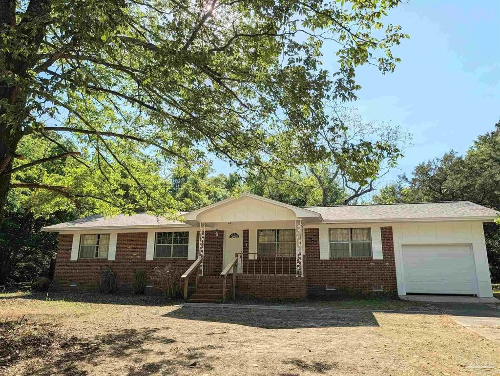 8733 Rebel Rd, Pensacola