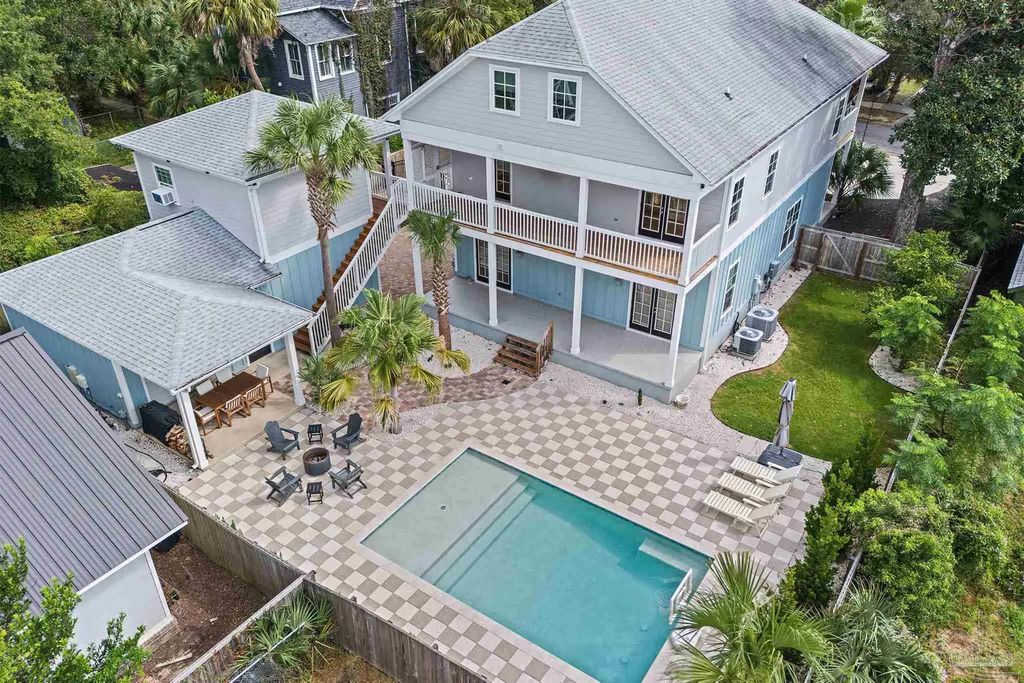 811 N Reus St, Pensacola