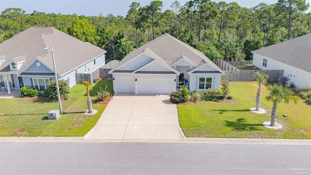 3279 Southwind Dr, Gulf Breeze