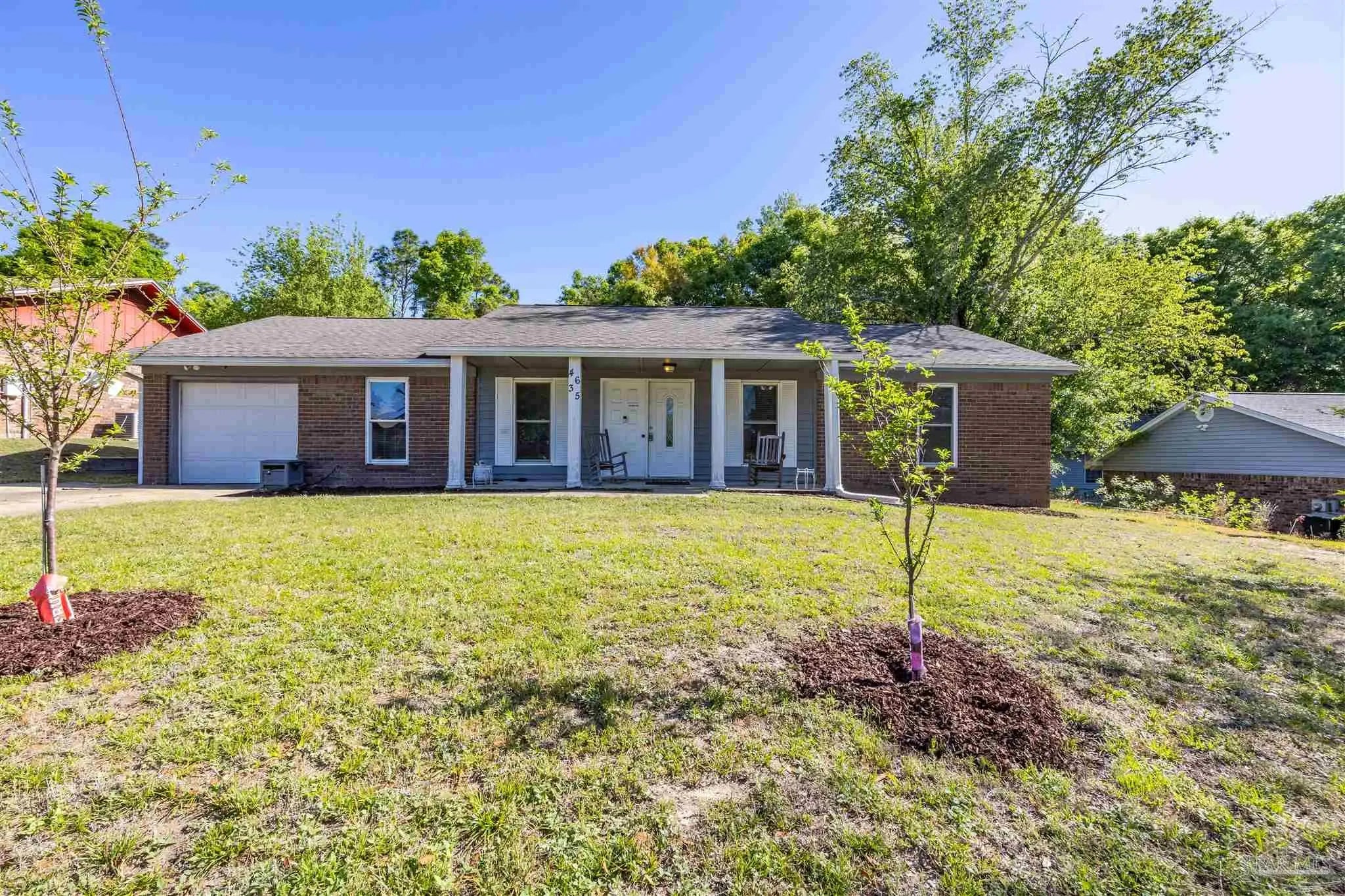 Photo of Listing #680544