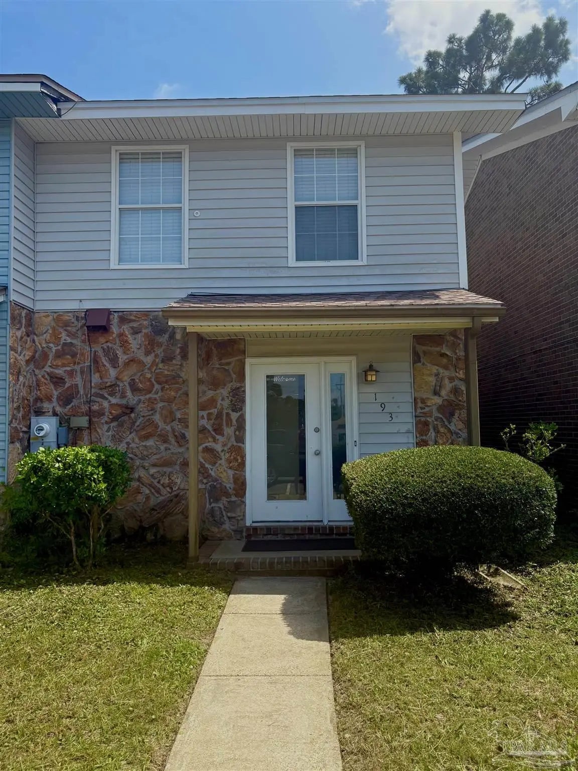 Photo of Listing #676941