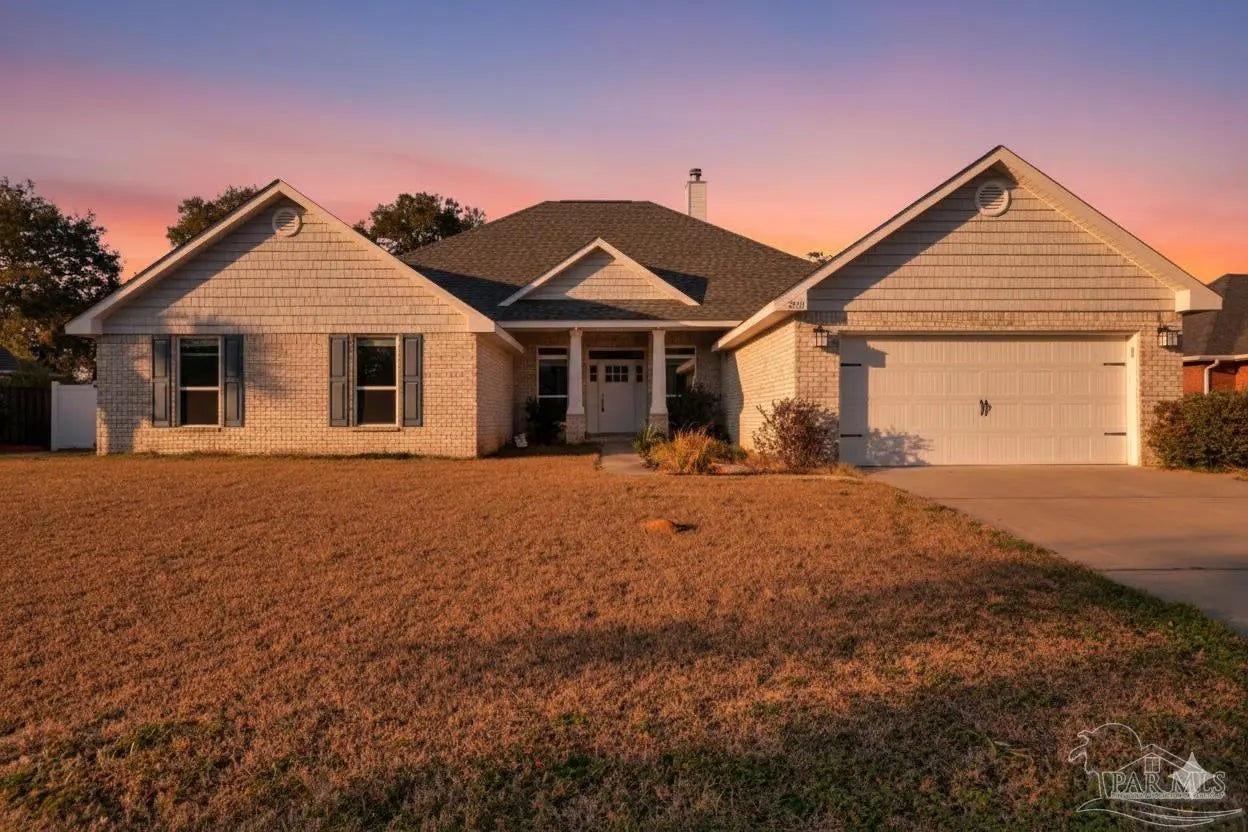 Photo of Listing #677783