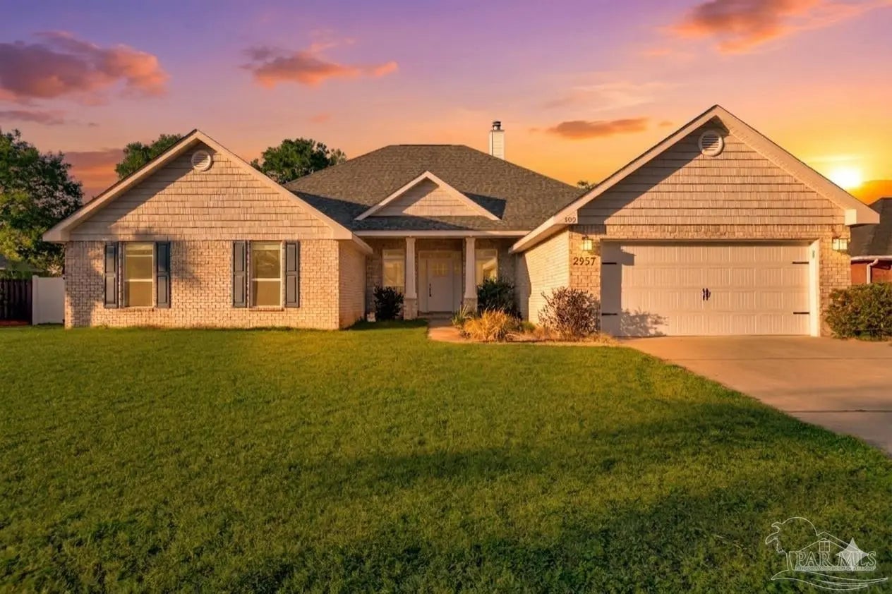 Photo of Listing #677783