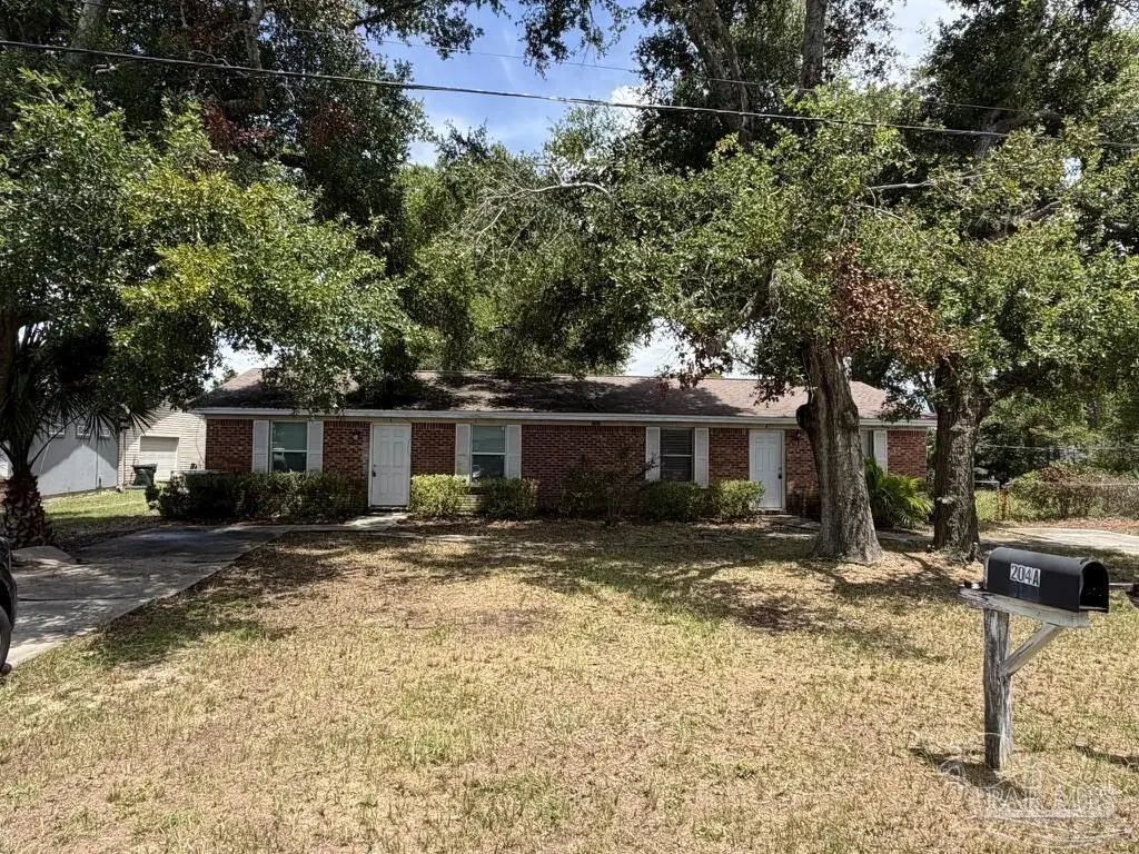 Photo of Listing #687525