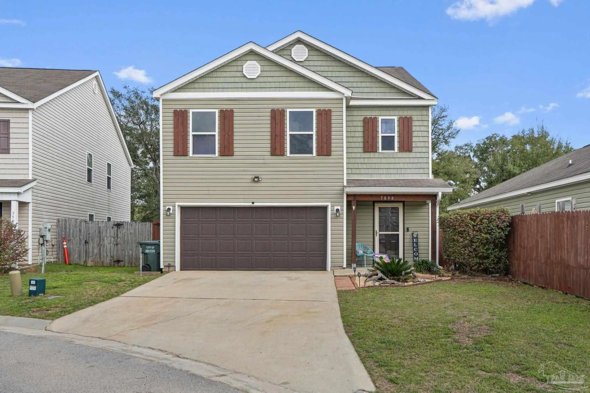 Photo of Listing #678503