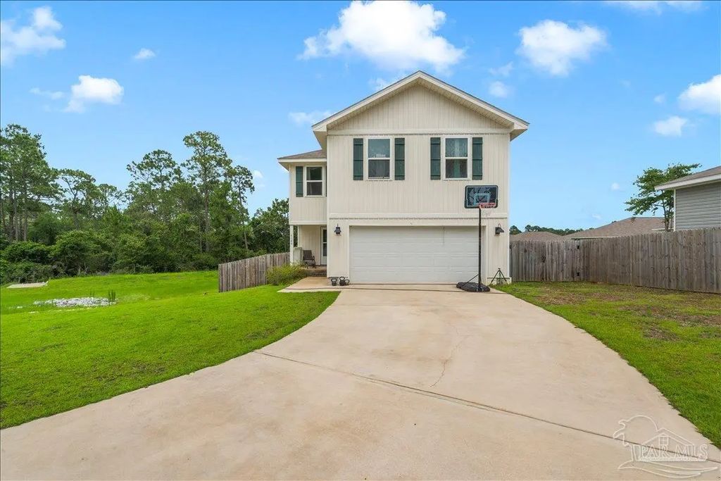 6184 Secretariat Way, Pensacola