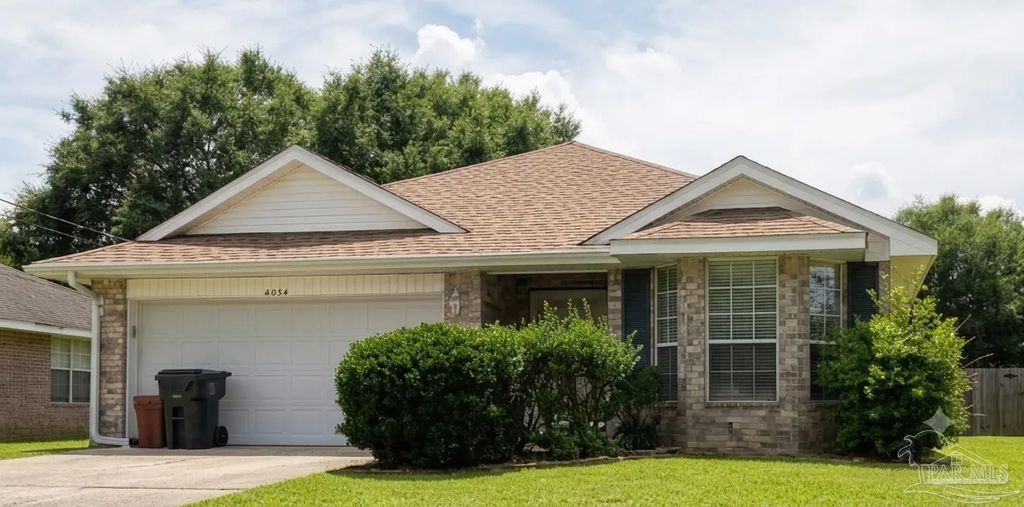 6874 Cedar Ridge Cir, Milton