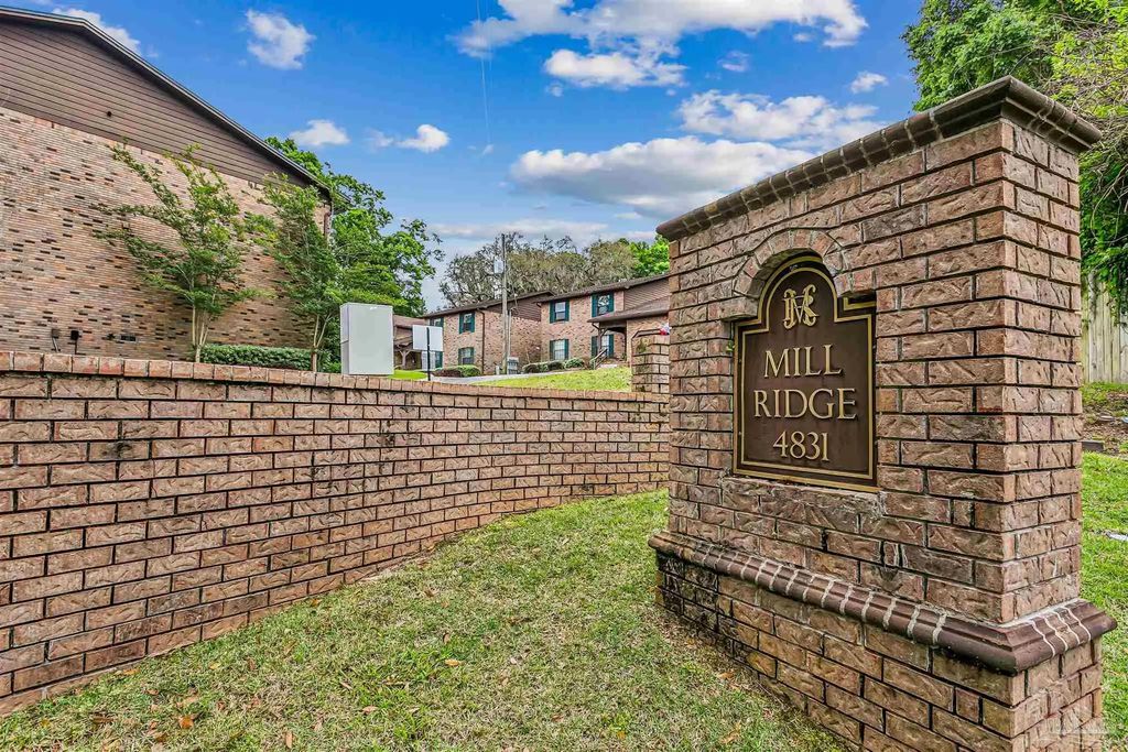 4831 E Olive Rd #2d, Pensacola