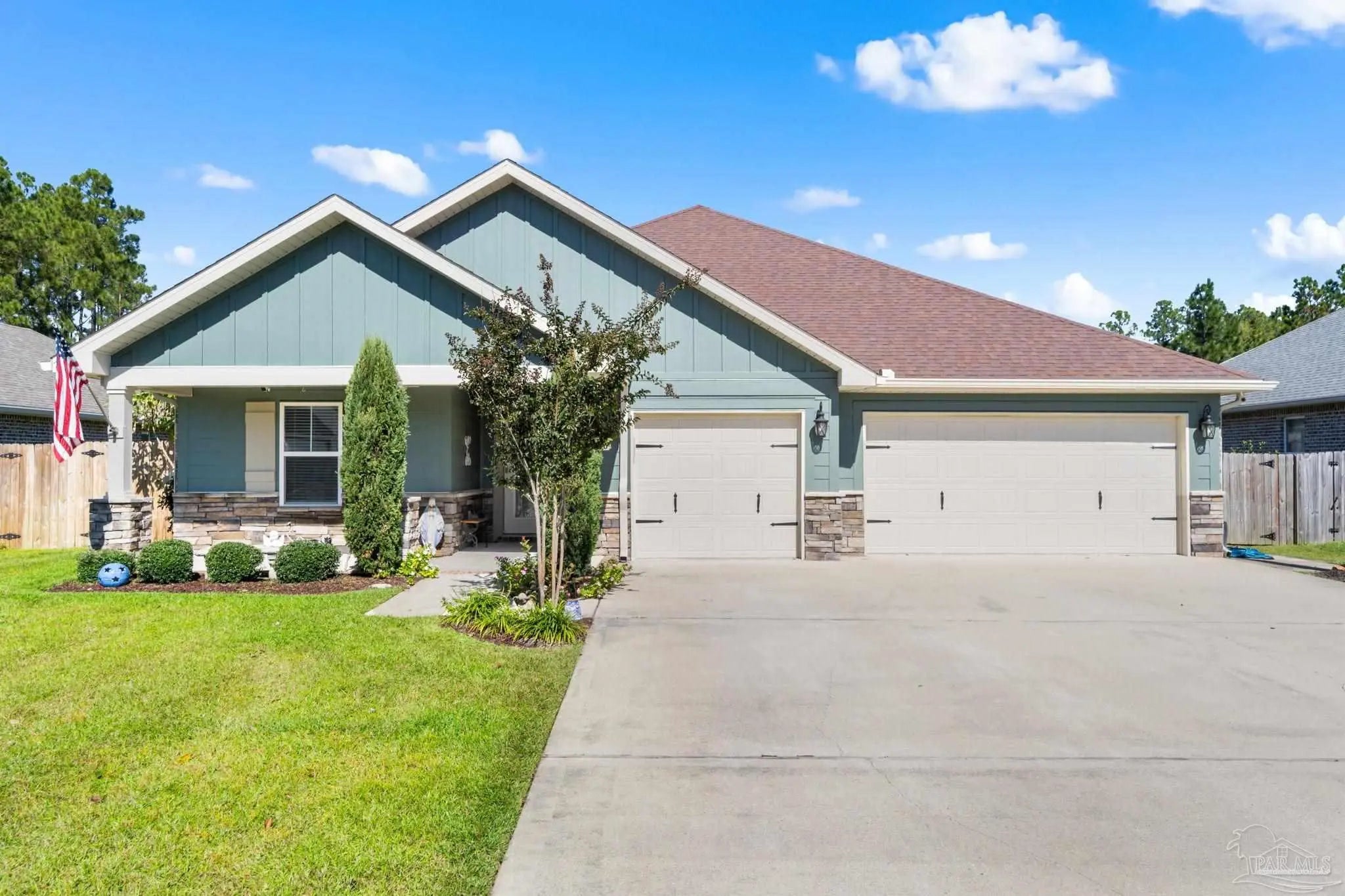 Photo of Listing #671971