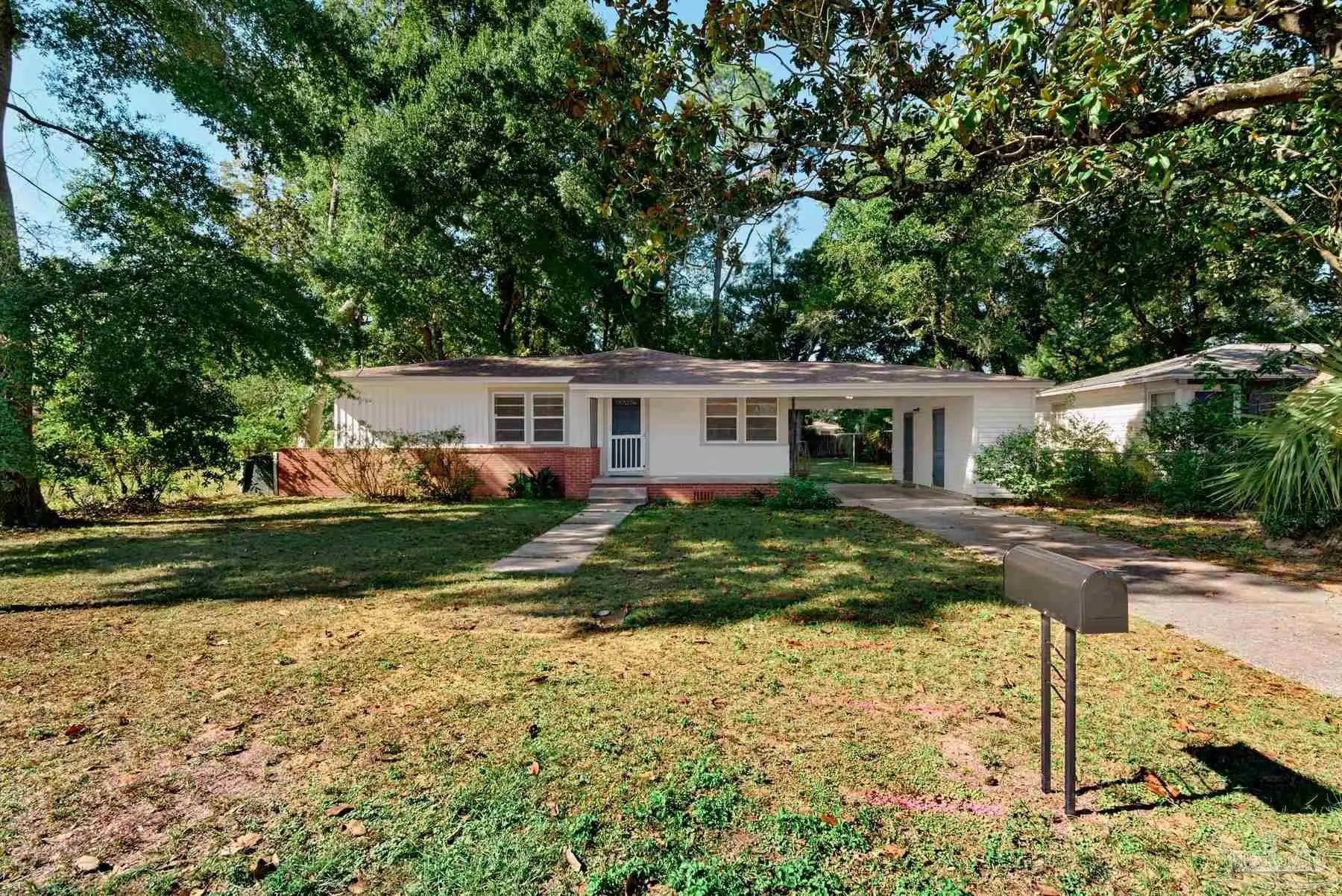 Photo of Listing #672987