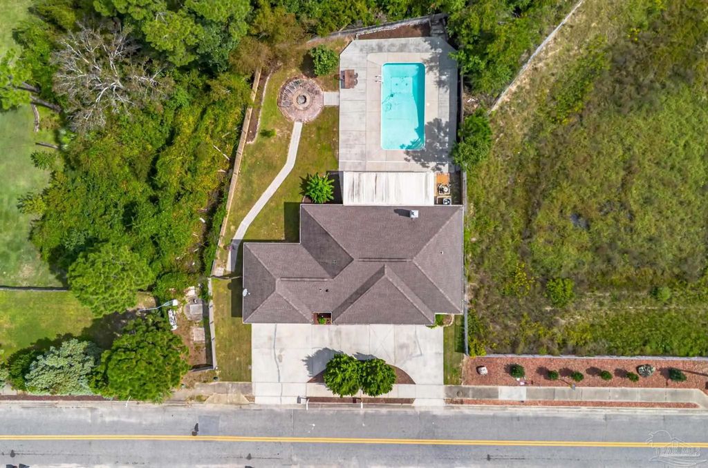 1570 Woodlawn Way, Gulf Breeze