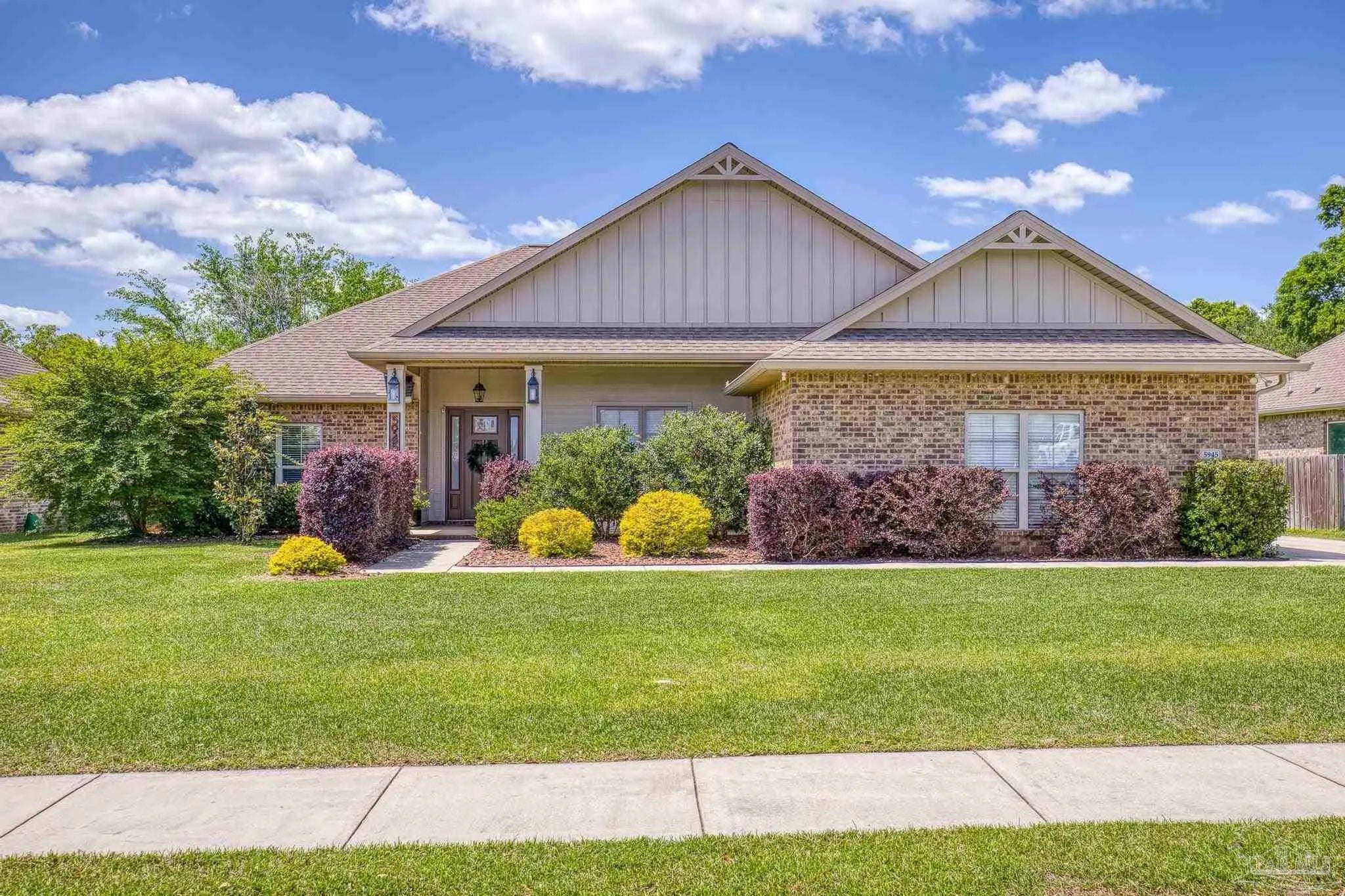 Photo of Listing #680762