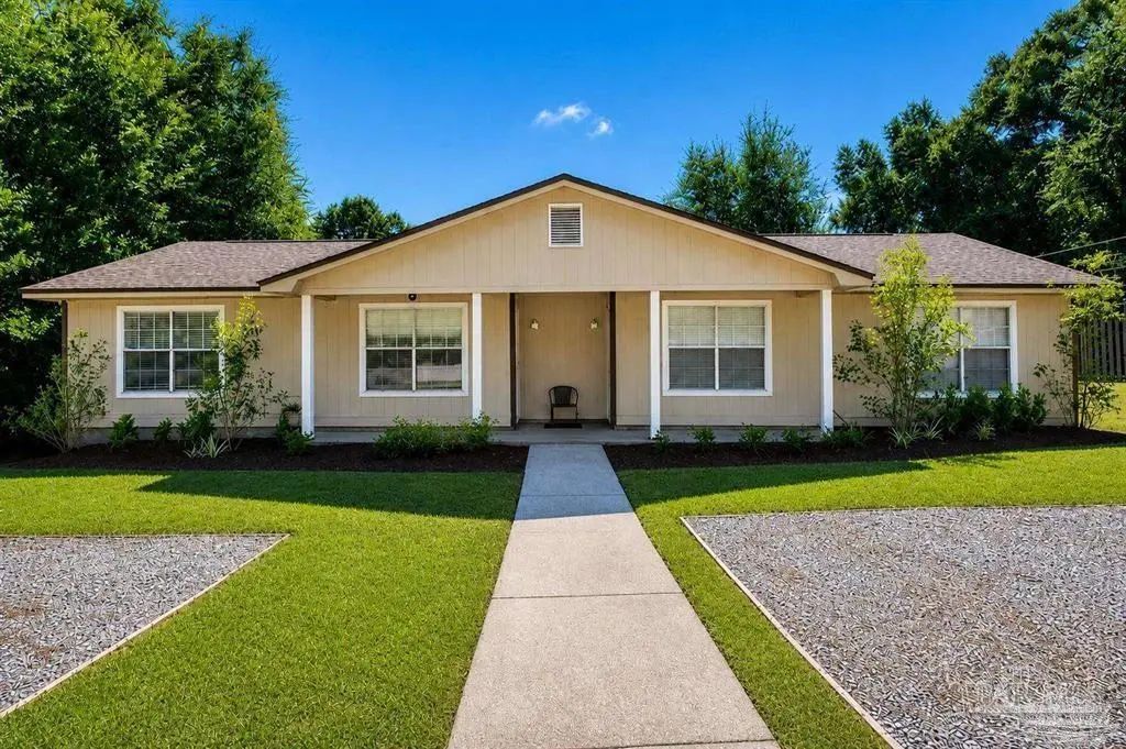 10140 Guidy Ln, Pensacola