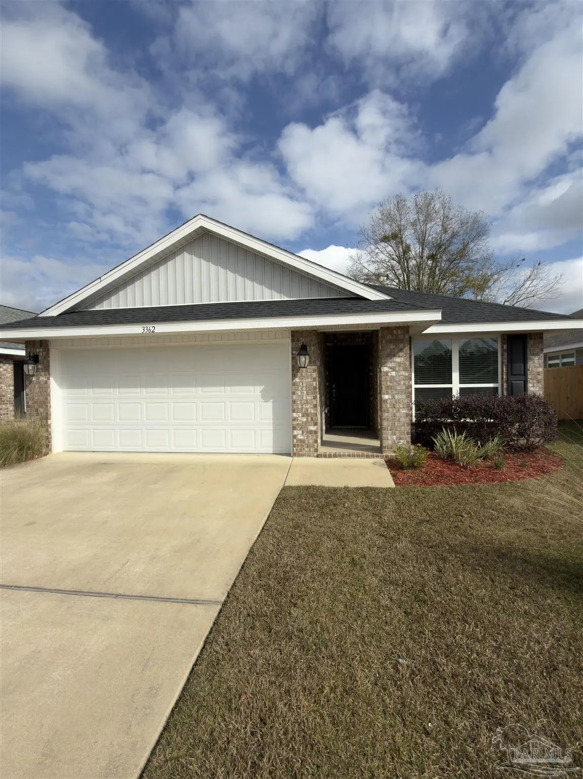 Photo of Listing #672858