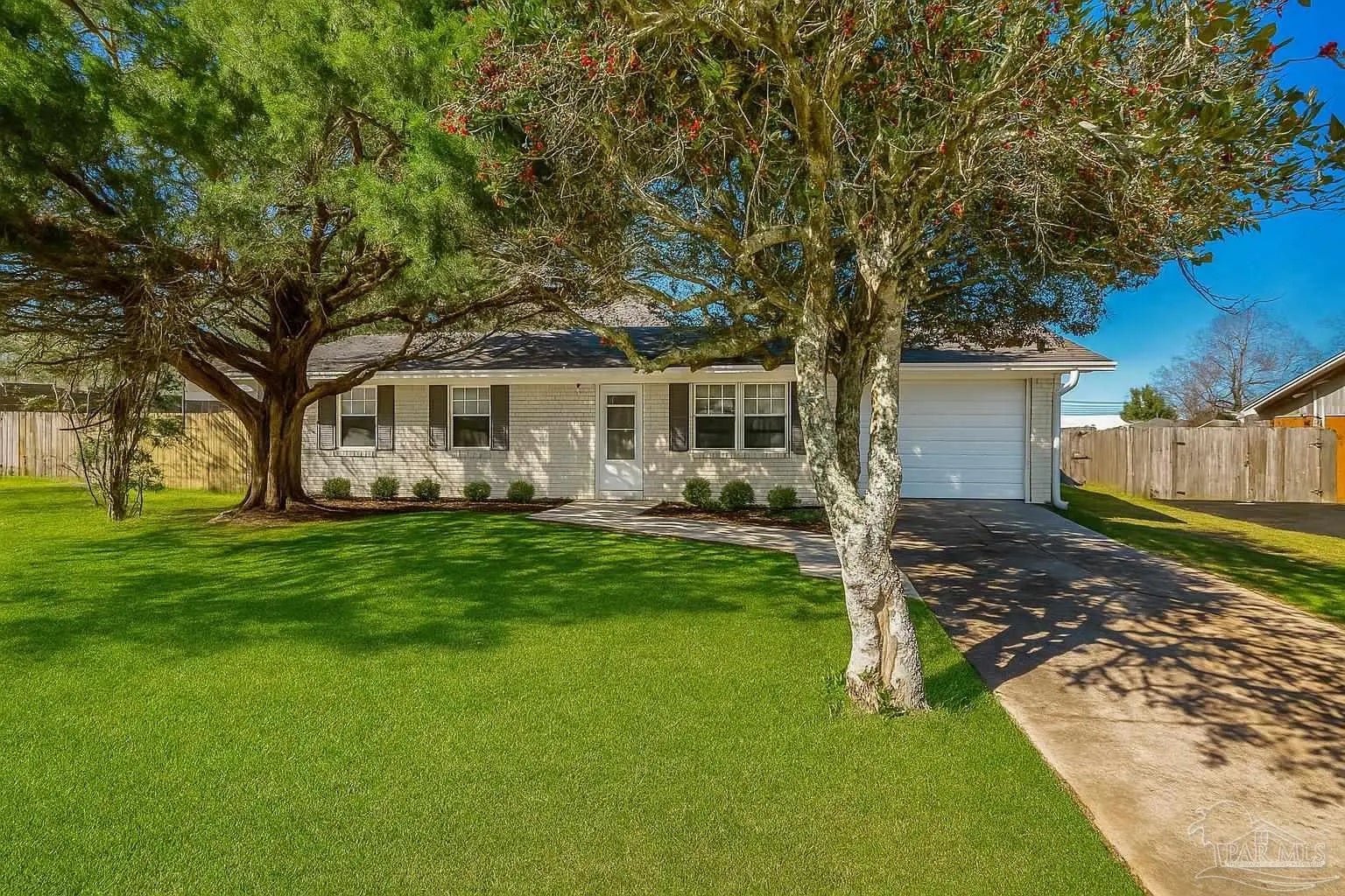 Photo of Listing #659819