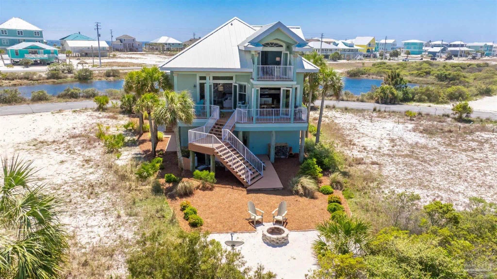 7640 Key West Dr, Navarre Beach