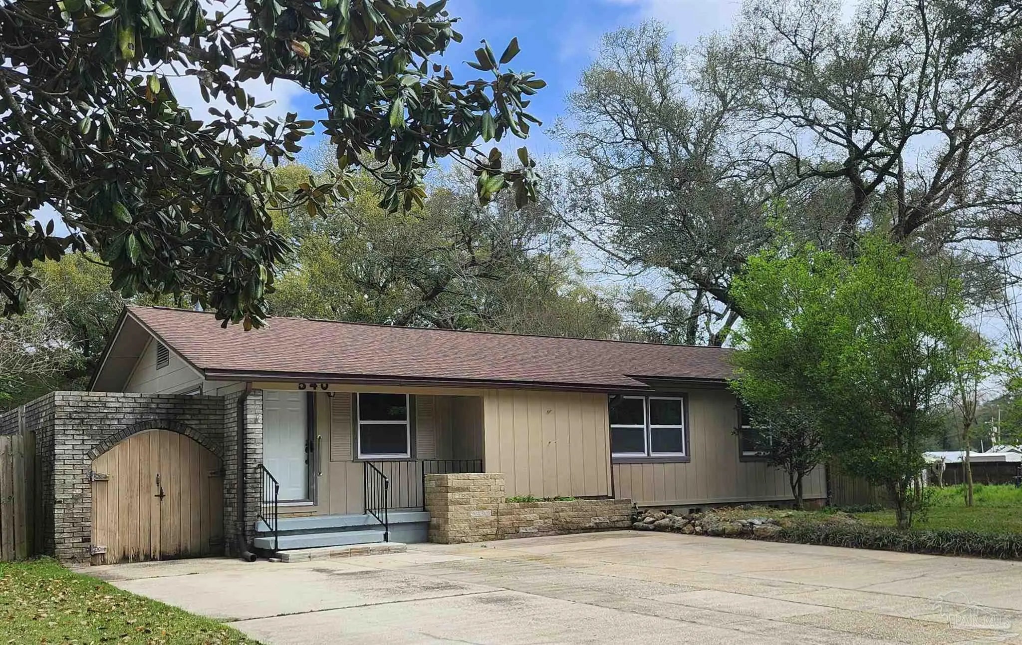 Photo of Listing #679106