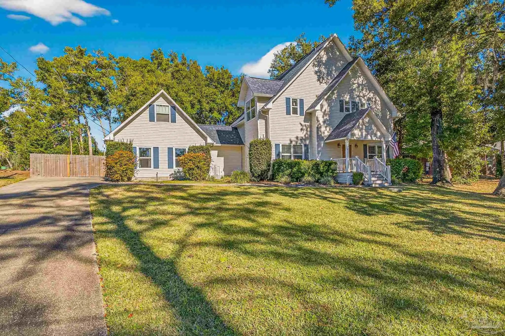 Photo of Listing #674866