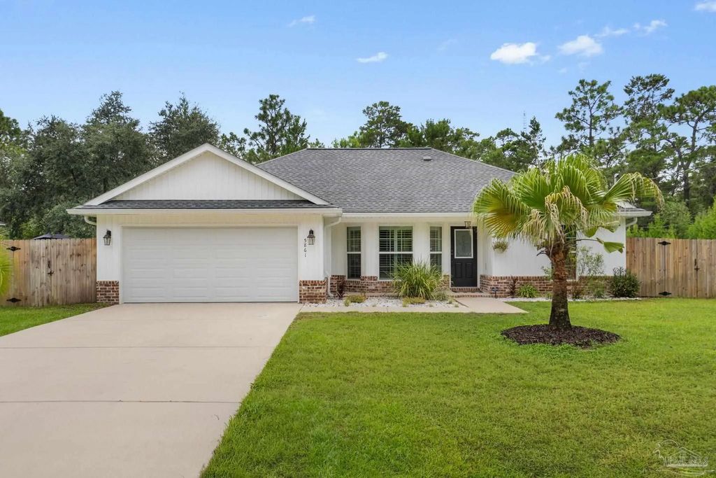 5861 Capitol Dr, Gulf Breeze