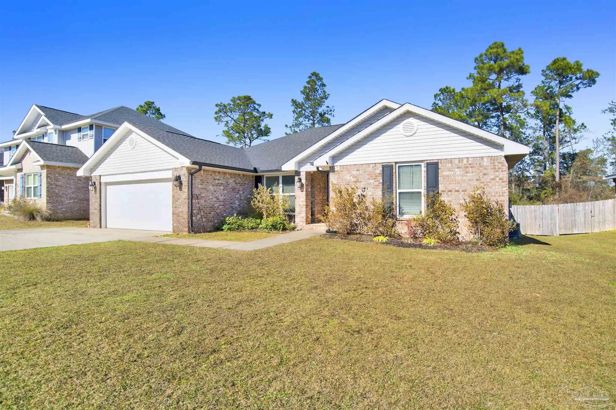 Photo of Listing #676039