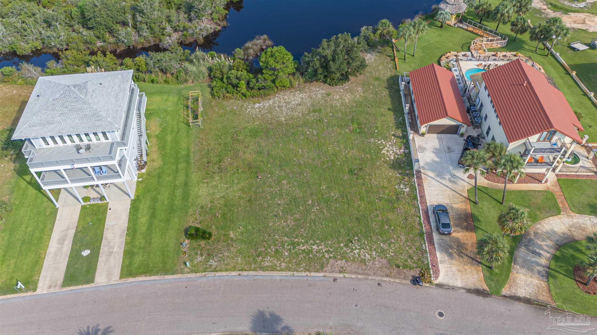 Photo of Listing #650599