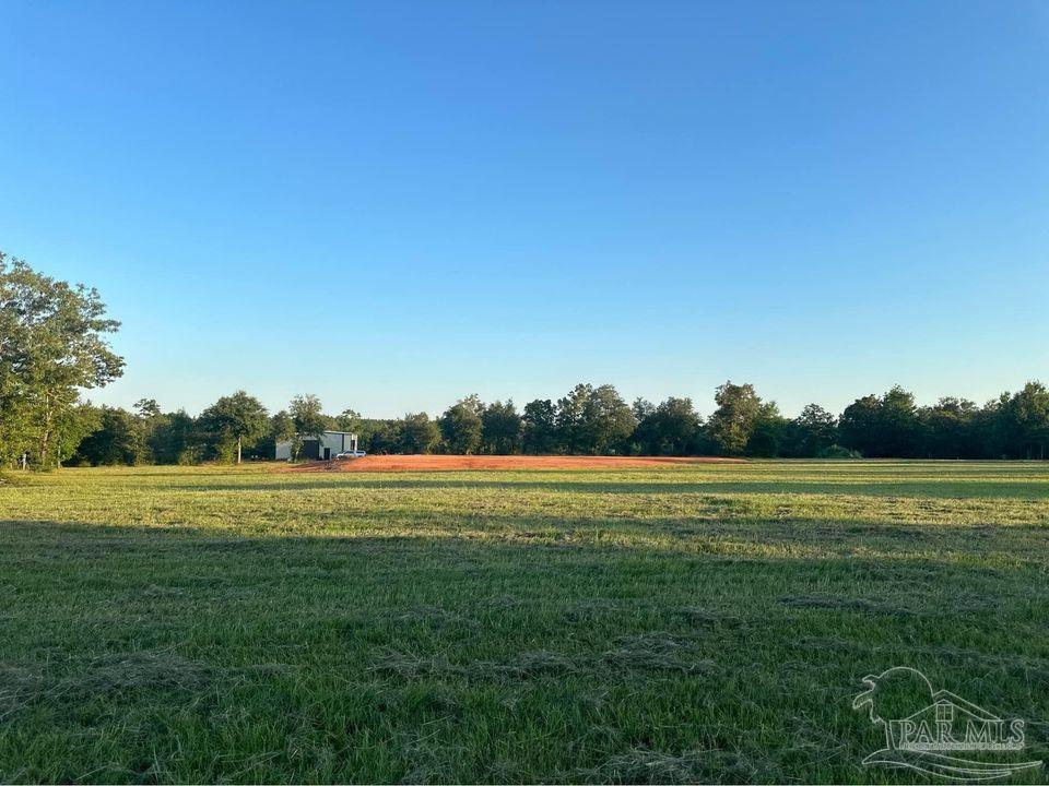 Photo of Listing #652993