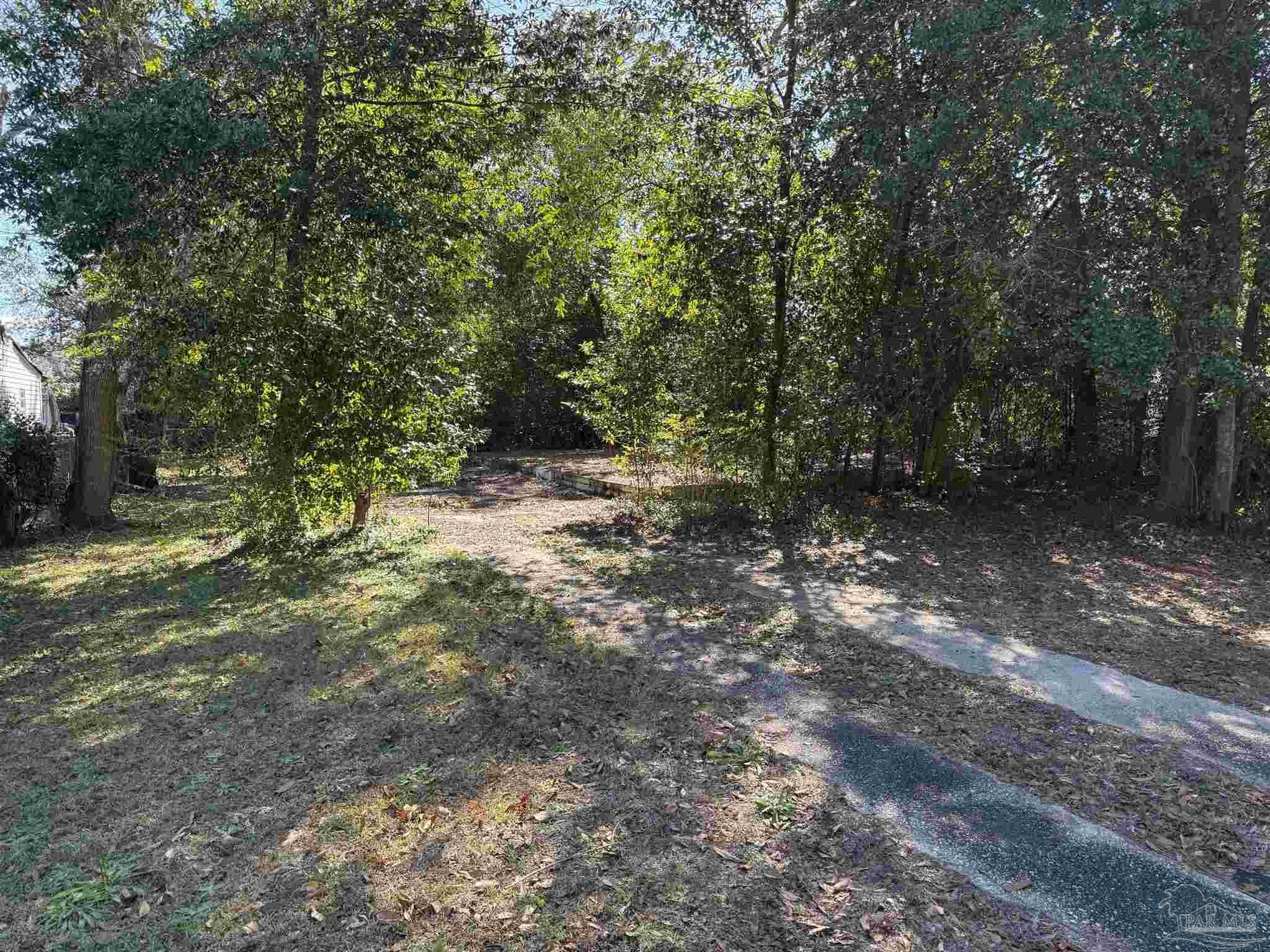 Photo of Listing #658053