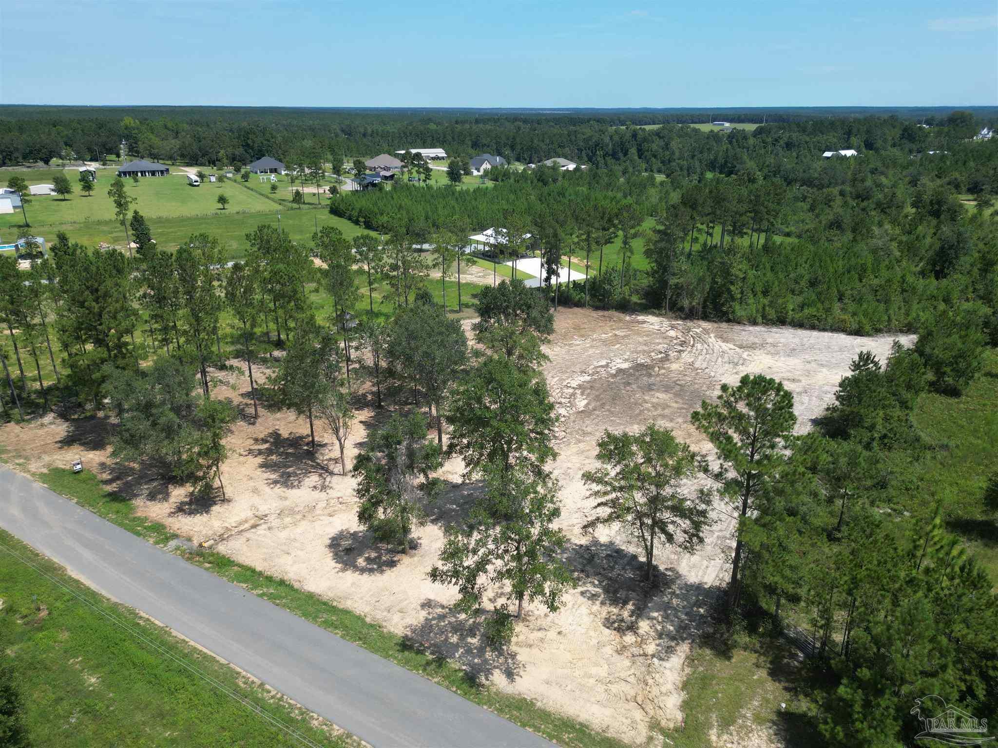 Photo of Listing #665577