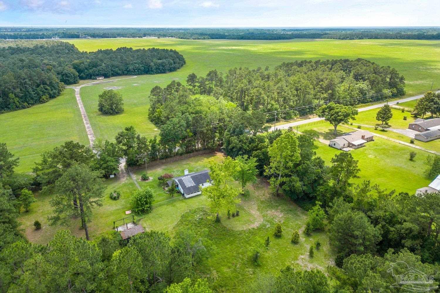 Photo of Listing #669197