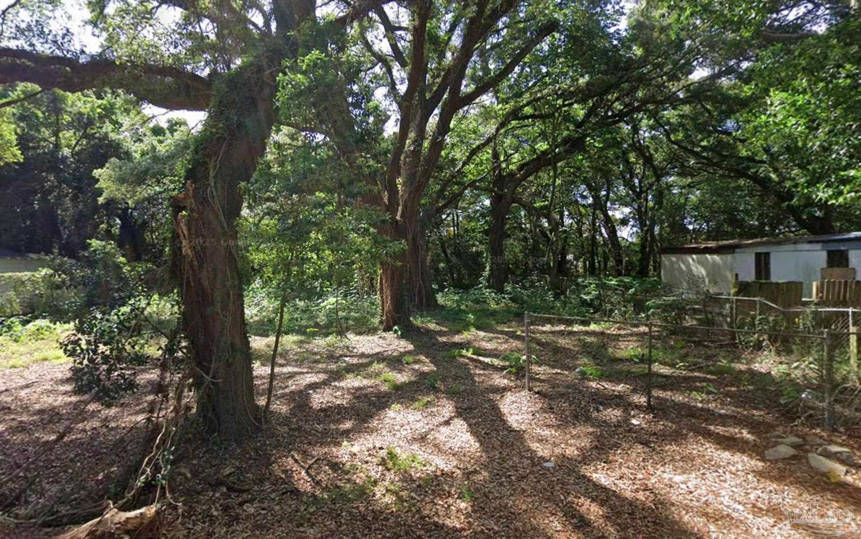 Photo of Listing #672151