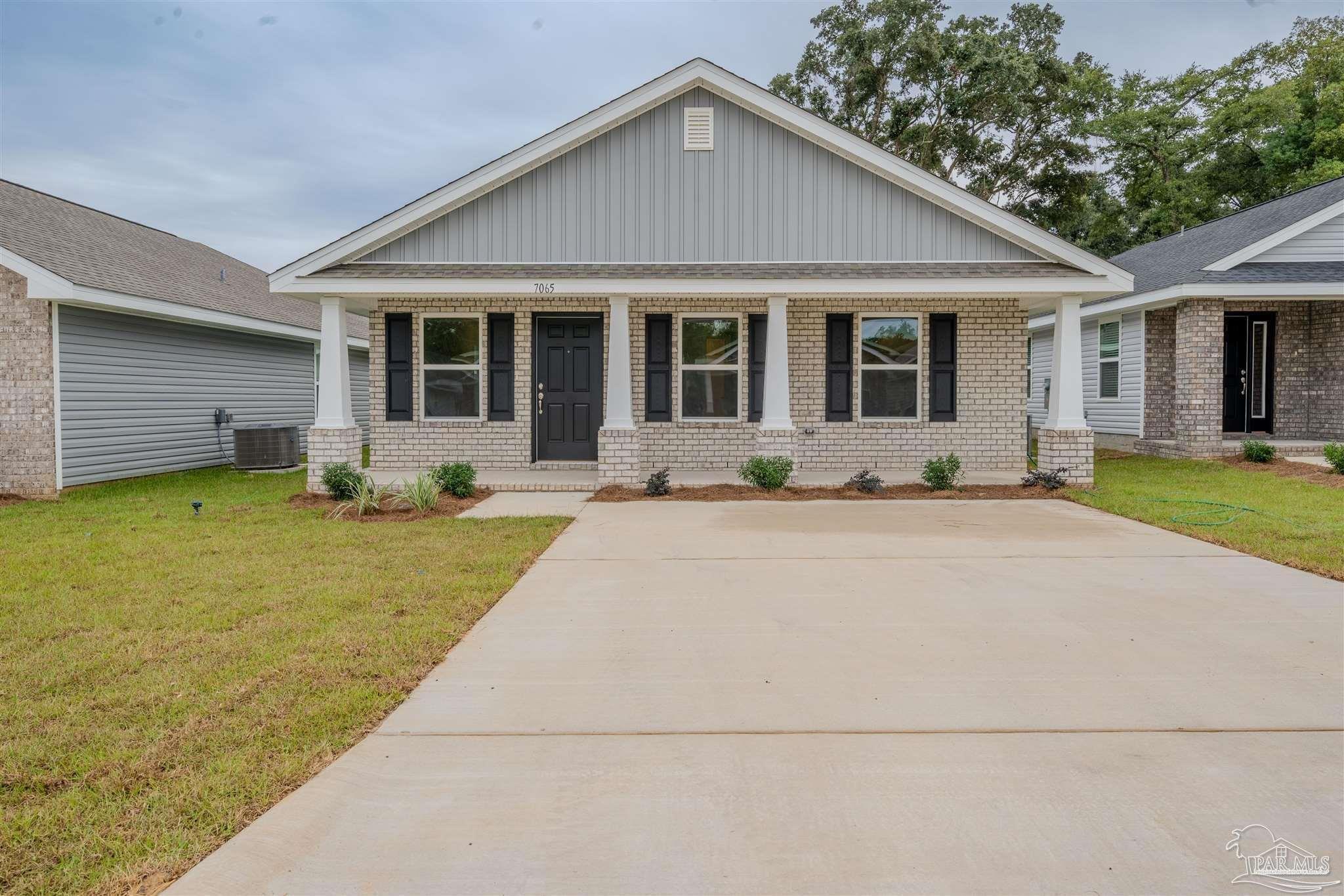 Photo of Listing #651654