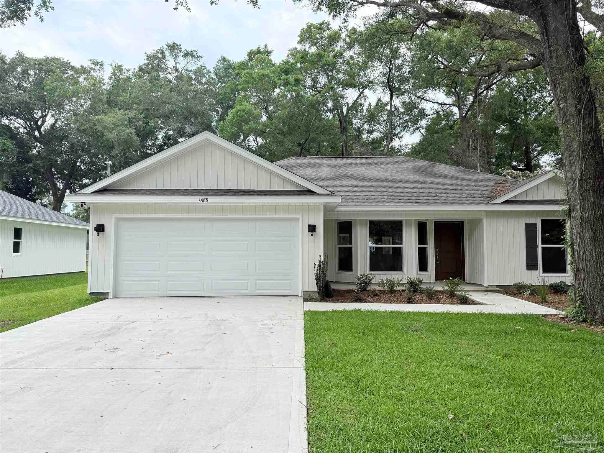 Photo of Listing #654921