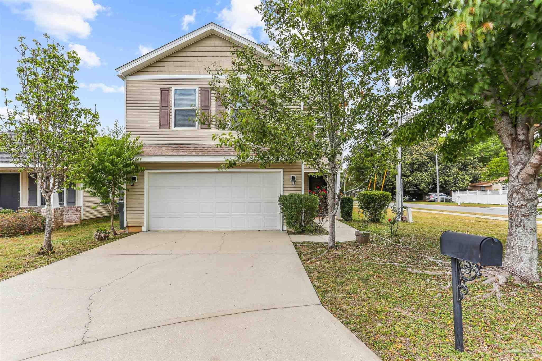 Photo of Listing #657183