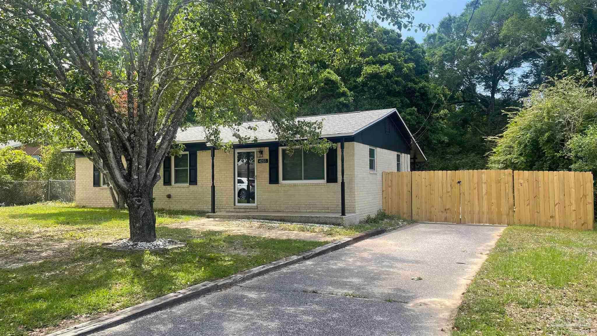 Photo of Listing #657863